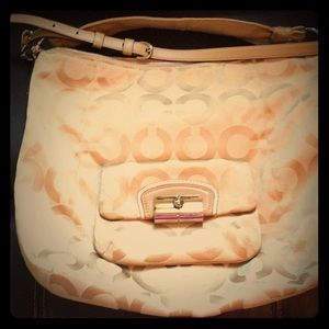 Coach purse with longer strap, very clean in/out